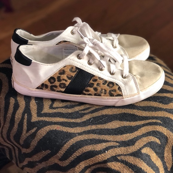 Marley Lilly Women’s size 10 canvas shoe - Picture 4 of 7